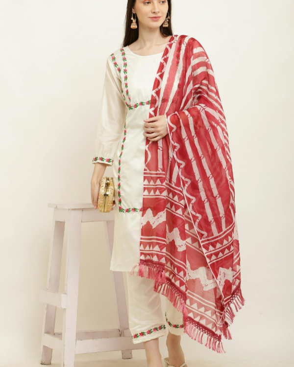 Traditional Kurta With Trousers and Duptta Set